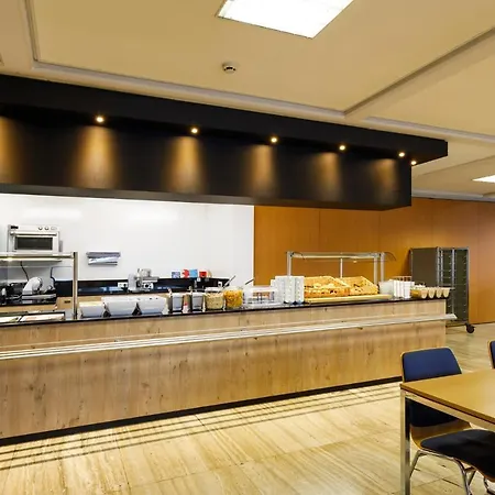 Hotel Olympiaworld-landessportzentrum 2*