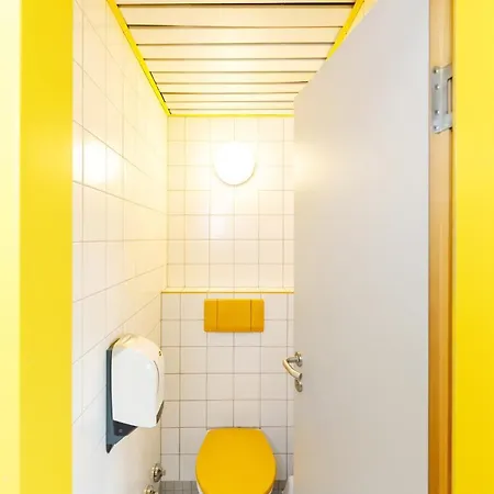 Hotell Olympiaworld-landessportzentrum 2*