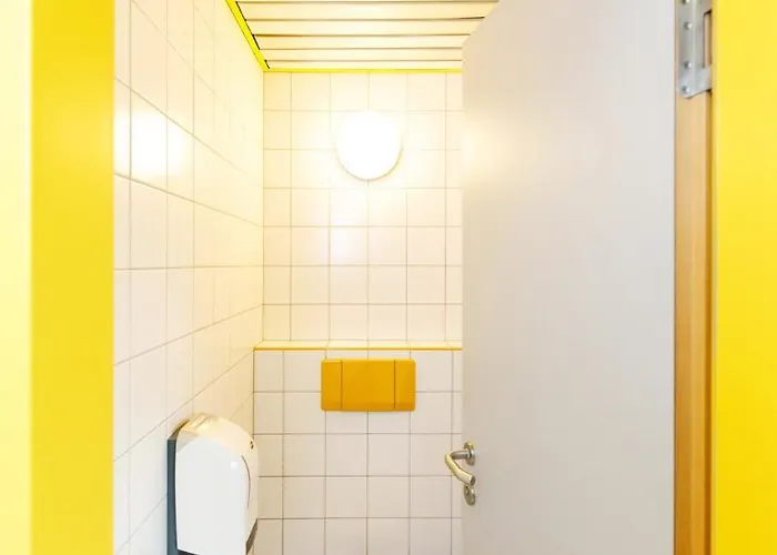 호텔 Olympiaworld-landessportzentrum 2*